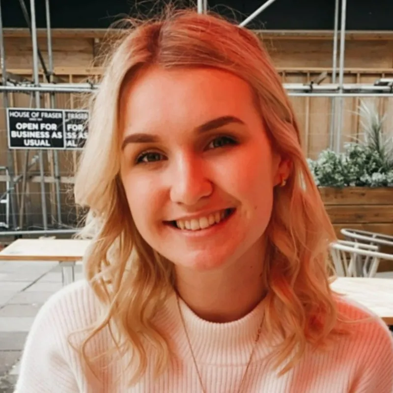 Hannah Murray - Senior Content Executive at Ogi in Cardiff